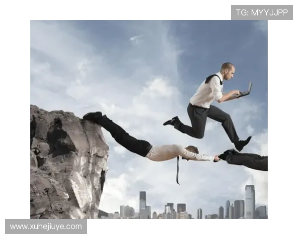 成都篮球队盯防革新探索：战术创新与团队协作的完美结合